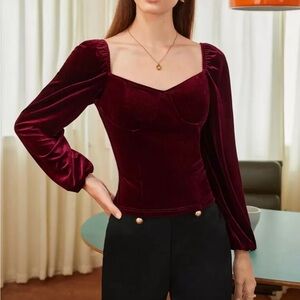 Burgundy Sweetheart Neck Lantern Sleeve Velvet Top